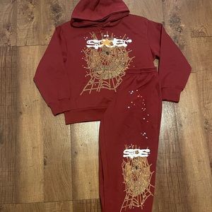 Sp5der maroon jump suit both size L